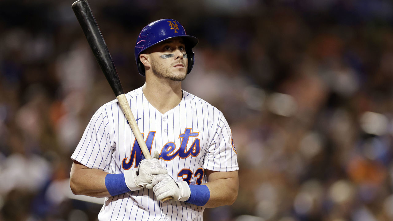 NEW YORK, NY - SEPTEMBER 17: James McCann #33 of the New York Mets at bat during the sixth inning against the Pittsburgh Pirates at Citi Field on September 17, 2022 in the Queens borough of New York City.