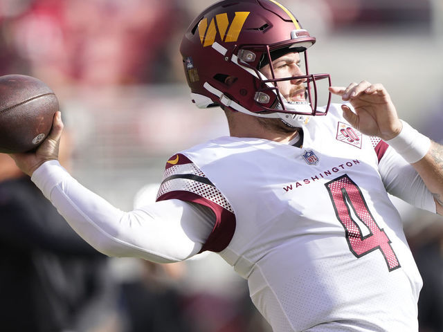 Washington Football Team quarterback Taylor Heinicke (4) warms up