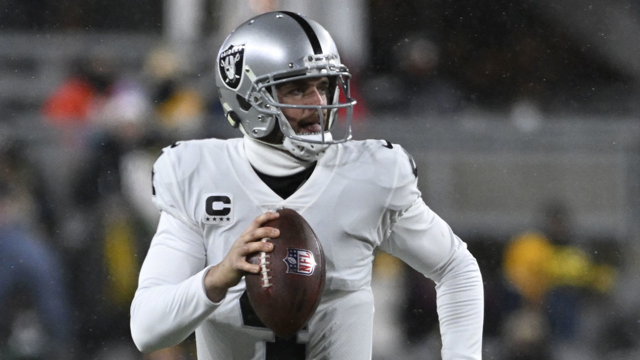 PITTSBURGH, PENNSYLVANIA - DECEMBER 24: Derek Carr #4 of the Las Vegas Raiders looks to pass as he runs the ball during the first quarter against the Pittsburgh Steelers at Acrisure Stadium on December 24, 2022 in Pittsburgh, Pennsylvania.