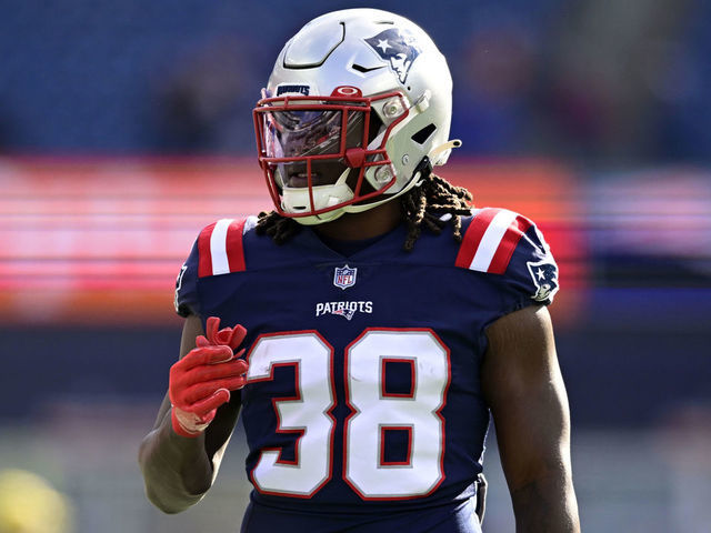 FOXBOROUGH, MA - NOVEMBER 20: Rhamondre Stevenson #38 of the New England Patriots warms up before a game against the New York Jets at Gillette Stadium on November 20, 2022 in Foxborough, Massachusetts.