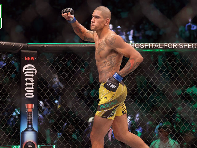 Why Alex Pereira is the MMA fighter of 2022