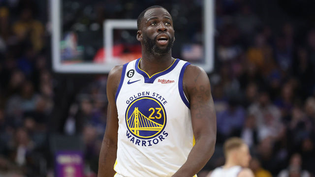 SACRAMENTO, CALIFORNIA - NOVEMBER 13: Draymond Green #23 of the Golden State Warriors looks on in the fourth quarter against the Sacramento Kings at Golden 1 Center on November 13, 2022 in Sacramento, California. NOTE TO USER: User expressly acknowledges and agrees that, by downloading and/or using this photograph, User is consenting to the terms and conditions of the Getty Images License Agreement.