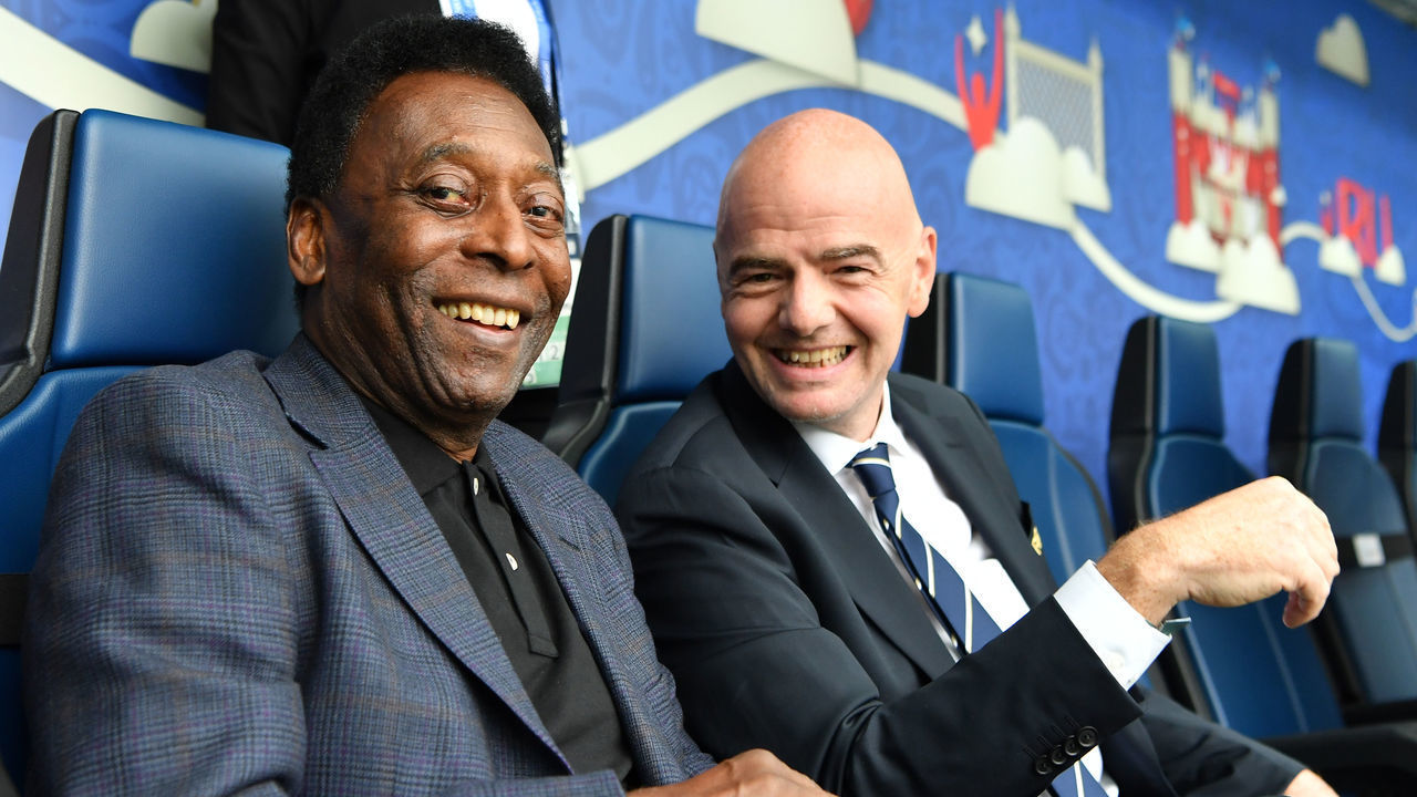 SAINT PETERSBURG, RUSSIA - JUNE 17: Brazilian football legend Pele talks with FIFA president Gianni Infantino prior to the FIFA Confederations Cup Group A match between Russia and New Zealand at Saint Petersburg Stadium on June 17, 2017 in Saint Petersburg, Russia.