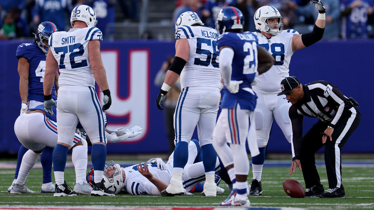 Colts' Foles carted off vs. Giants after Thibodeaux sack – WJET