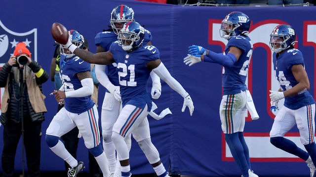EAST RUTHERFORD, NEW JERSEY - JANUARY 01: Landon Collins #21 of the New York Giants celebrates an interception run back for a touchdown against the Indianapolis Colts during the second quarter at MetLife Stadium on January 01, 2023 in East Rutherford, New Jersey.