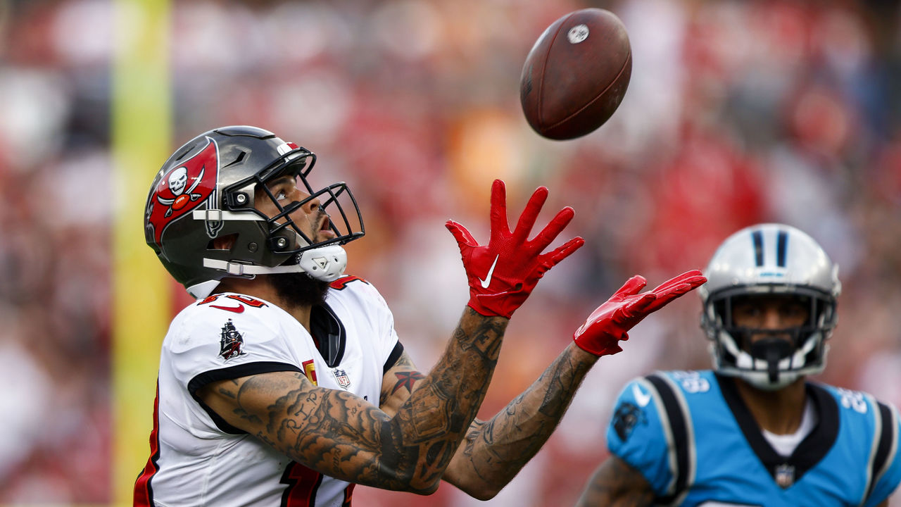 Paul Gruber of the Tampa Bay Buccaneers during a NFL football game News  Photo - Getty Images