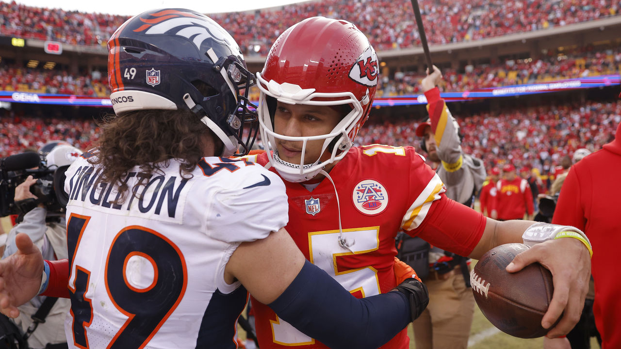 Sluggish Chiefs beat Broncos for 15th straight time, 27-24 Kansas