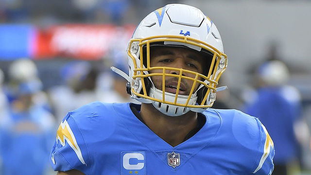 INGLEWOOD, CALIFORNIA - JANUARY 01: Austin Ekeler #30 of the Los Angeles Chargers warms up prior to the game in the game against the Los Angeles Rams at SoFi Stadium on January 01, 2023 in Inglewood, California.