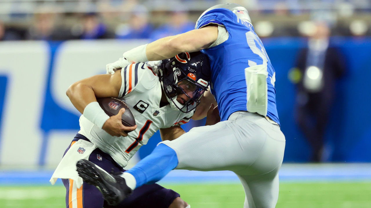 Lions draw Bears QB Justin Fields fresh off record-breaking