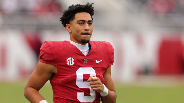 TUSCALOOSA, ALABAMA - NOVEMBER 19: Bryce Young #9 of the Alabama Crimson Tide runs to the offensive huddle in the fourth quarter against the Austin Peay Governors at Bryant-Denny Stadium on November 19, 2022 in Tuscaloosa, Alabama.