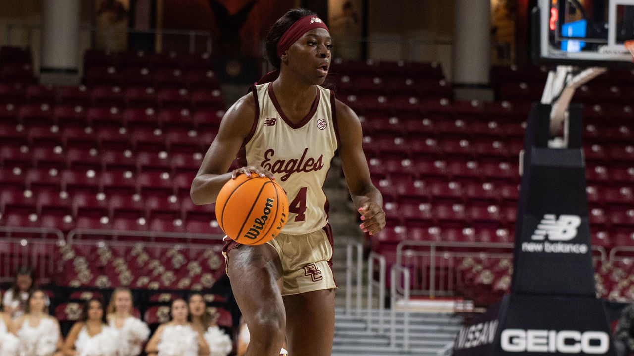 CHESTNUT HILL, MA - NOVEMBER 13: Boston College Eagles guard Dontavia Waggoner (24) brings the ball up the court during a women's college basketball game between the Ohio State Buckeyes and the Boston College Eagles on November 13, 2022, at Conte Forum in Chestnut Hill, MA.