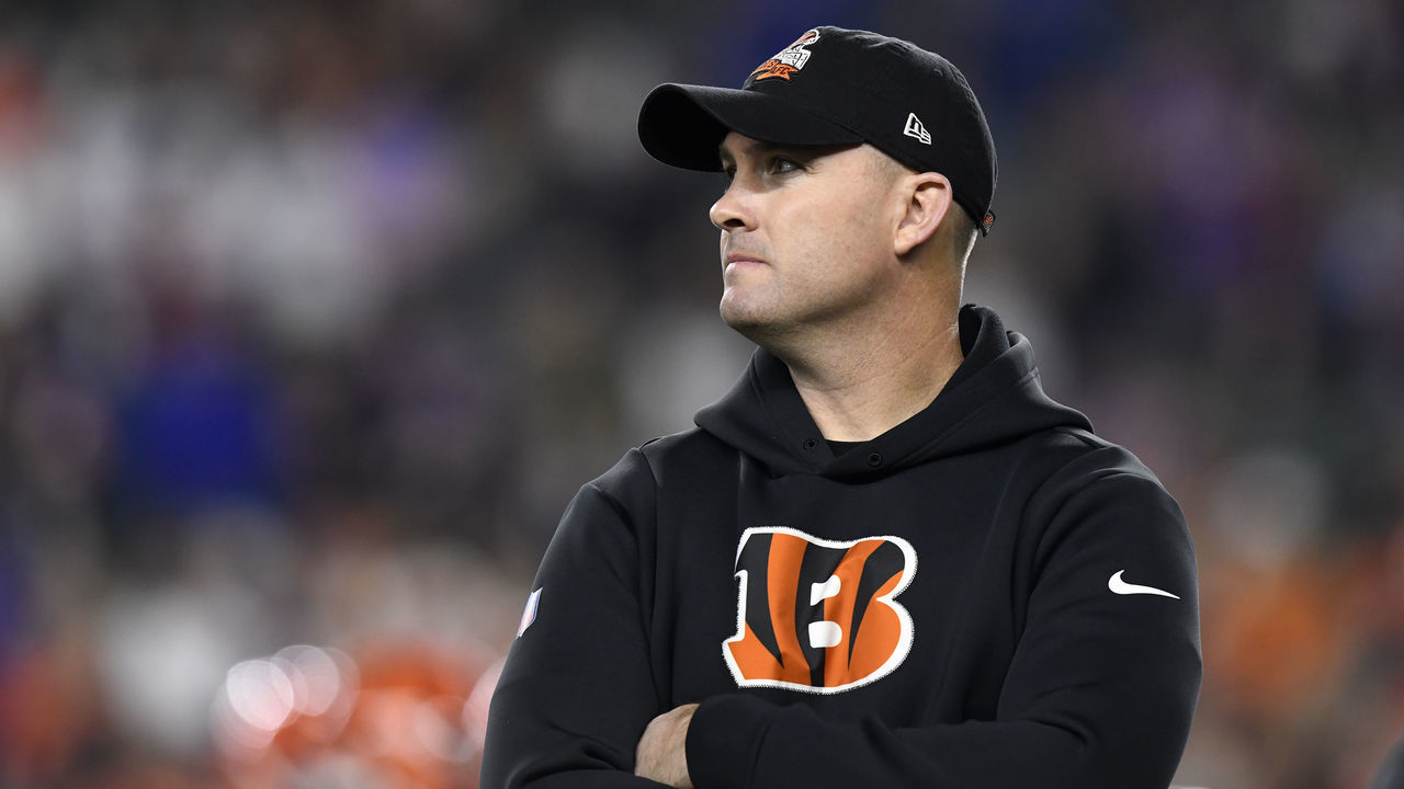 CINCINNATI, OH - JANUARY 02: Cincinnati Bengals head coach Zac Taylor looks on as players warm up for the NFL football game between the Buffalo Bills and the Cincinnati Bengals on January 2, 2023, at Paycor Stadium in Cincinnati, Ohio.