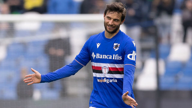 REGGIO NELL'EMILIA, ITALY - JANUARY 04: Bartosz Bereszynski of UC Sampdoria gestures during the Serie A match between US Sassuolo and UC Sampdoria at Mapei Stadium - Citta' del Tricolore on January 04, 2023 in Reggio nell'Emilia, Italy.