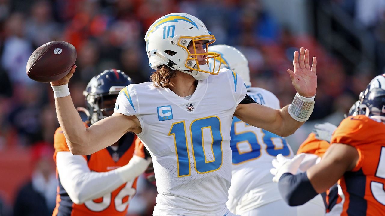 Chargers Postgame: Justin Herbert, Keenan Allen Lead Los Angeles to First  Win of the Season