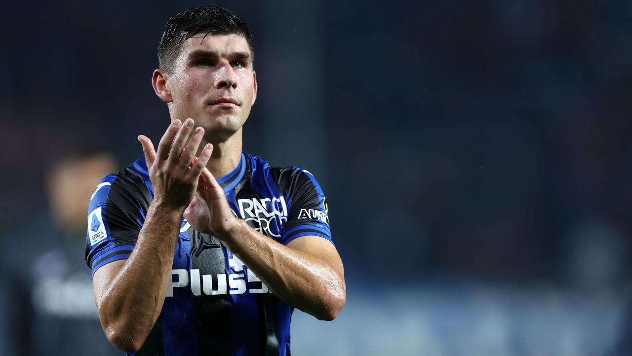 BERGAMO, ITALY - OCTOBER 23: Ruslan Malinovskyi of Atalanta BC looks on after the Serie A match between Atalanta BC and SS Lazio at Gewiss Stadium on October 23, 2022 in Bergamo, Italy.