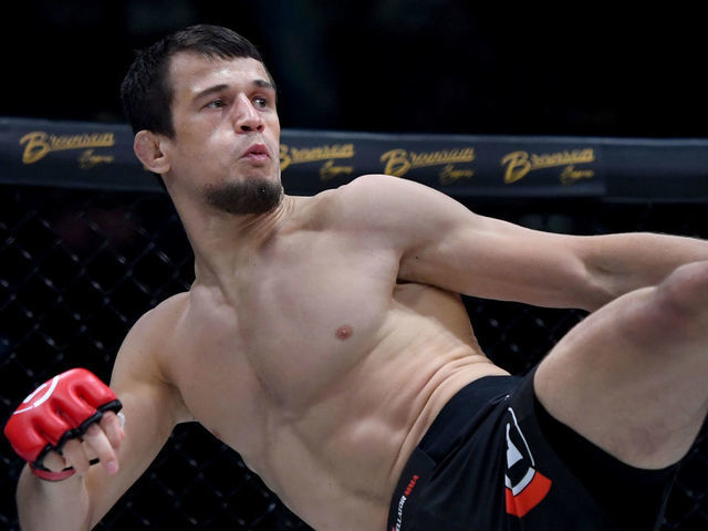 Inglewood, CA - July 31: Usman Nurmagomedov, red gloves, kicks Manny Muro, blue gloves,during Bellator 263: Pitbull vs. McKee at the Forum in Inglewood, CA., Saturday, July 31, 2021. Nurmagomedov defeated Muro by TKO.