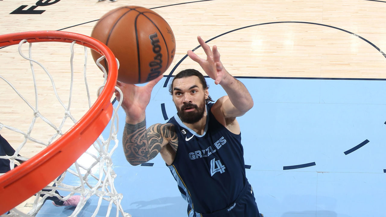 MEMPHIS, TN - JANUARY 11: Steven Adams #4 of the Memphis Grizzlies rebounds the ball during the game against the San Antonio Spurs on January 11, 2023 at FedExForum in Memphis, Tennessee. Mandatory Copyright Notice: Copyright 2023 NBAE
