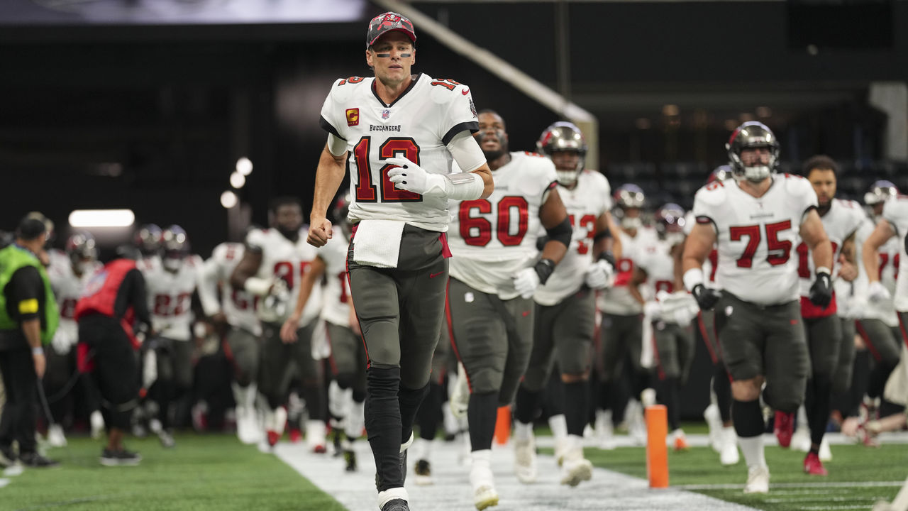 Bucs, Cowboys look for fresh start in wild-card matchup