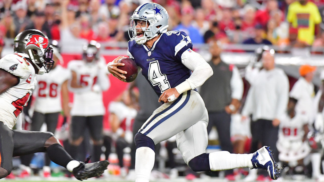 TAMPA, FLORIDA - SEPTEMBER 09: Dak Prescott #4 of the Dallas Cowboys runs the ball during the second half against the Tampa Bay Buccaneers at Raymond James Stadium on September 09, 2021 in Tampa, Florida.