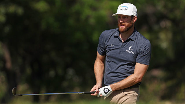 HONOLULU, HAWAII - JANUARY 12: Chris Kirk of the United States plays a shot on the sixth hole during the first round of the Sony Open in Hawaii at Waialae Country Club on January 12, 2023 in Honolulu, Hawaii.