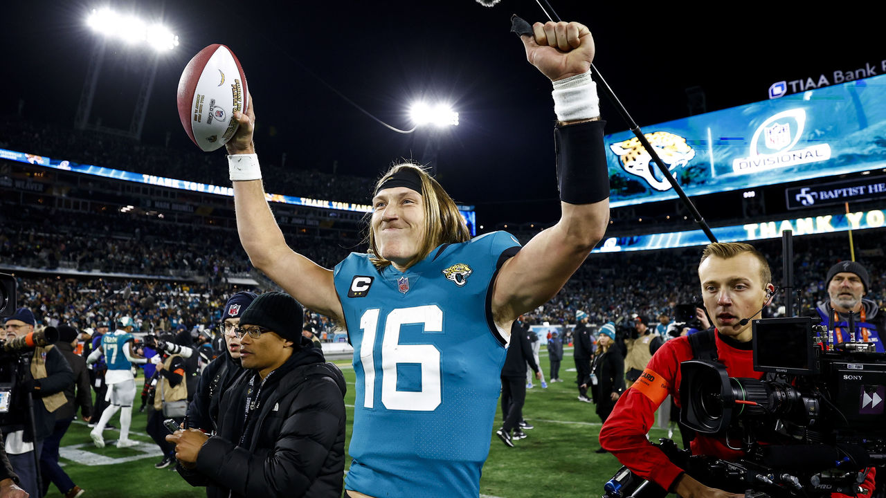 Jacksonville Jaguars rally from a 27-0 deficit to stun the LA Chargers  31-30 in the wild-card round of the NFL playoffs – The Morning Call