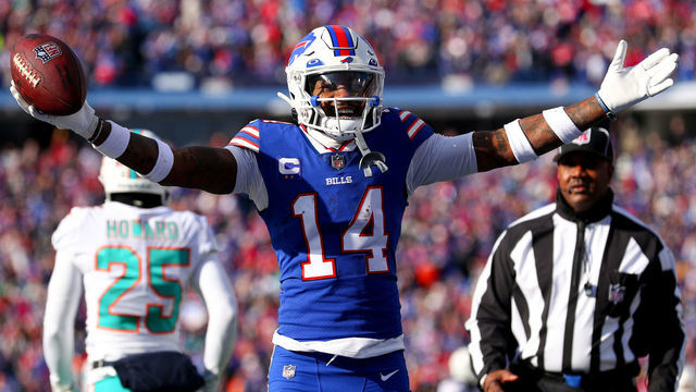 ORCHARD PARK, NEW YORK - JANUARY 15: Stefon Diggs #14 of the Buffalo Bills reacts after a reception against the Miami Dolphins during the first quarter of the game in the AFC Wild Card playoff game at Highmark Stadium on January 15, 2023 in Orchard Park, New York.