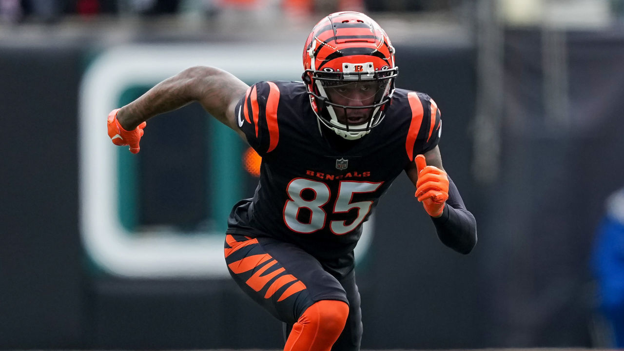 CINCINNATI, OHIO - JANUARY 08: Tee Higgins #85 of the Cincinnati Bengals runs a route in the first quarter against the Baltimore Ravens at Paycor Stadium on January 08, 2023 in Cincinnati, Ohio.