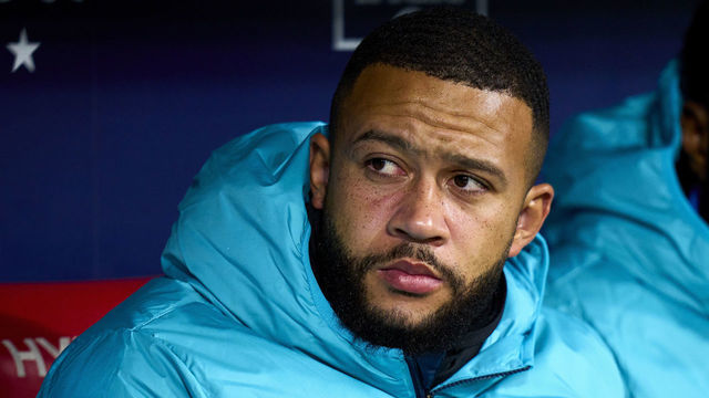 MADRID, SPAIN - JANUARY 08: Memphis Depay of FC Barcelona looks on prior the game during the LaLiga Santander match between Atletico de Madrid and FC Barcelona at Civitas Metropolitano Stadium on January 08, 2023 in Madrid, Spain.