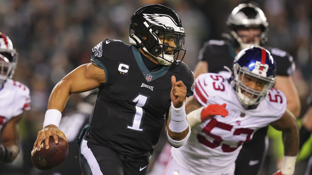 PHILADELPHIA, PA - JANUARY 08: Jalen Hurts #1 of the Philadelphia Eagles scrambles against the New York Giants at Lincoln Financial Field on January 8, 2023 in Philadelphia, Pennsylvania.