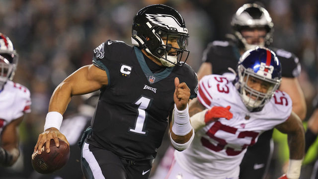 PHILADELPHIA, PA - JANUARY 08: Jalen Hurts #1 of the Philadelphia Eagles scrambles against the New York Giants at Lincoln Financial Field on January 8, 2023 in Philadelphia, Pennsylvania.