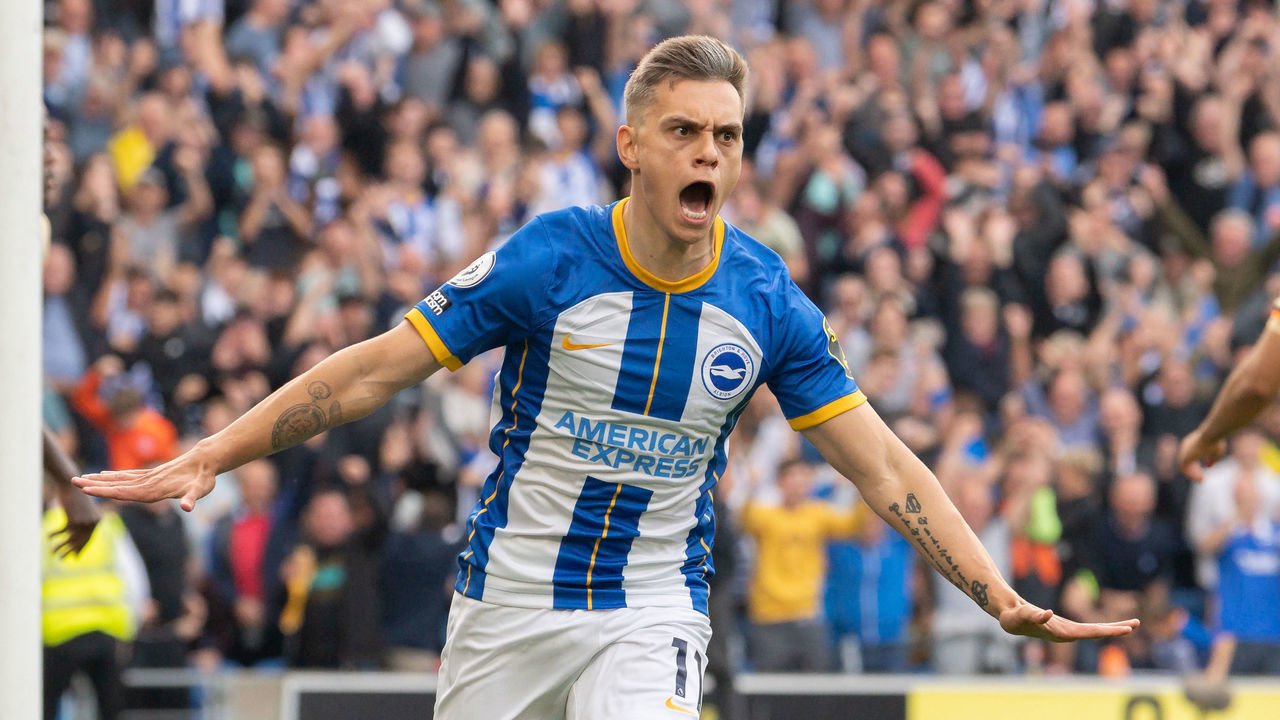 BRIGHTON, ENGLAND - OCTOBER 29: Brighton & Hove Albion's Leandro Trossard celebrates scoring his side's first goal during the Premier League match between Brighton & Hove Albion and Chelsea FC at American Express Community Stadium on October 29, 2022 in Brighton, United Kingdom.