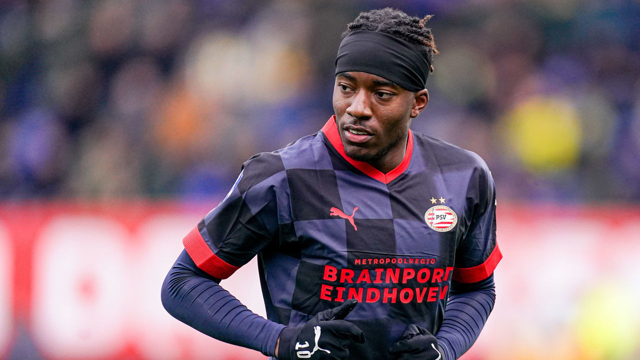 SITTARD, NETHERLANDS - JANUARY 15: Noni Madueke of PSV during the Dutch Eredivisie match between Fortuna Sittard and PSV at the Fortuna Sittard Stadium on January 15, 2023 in Sittard, Netherlands