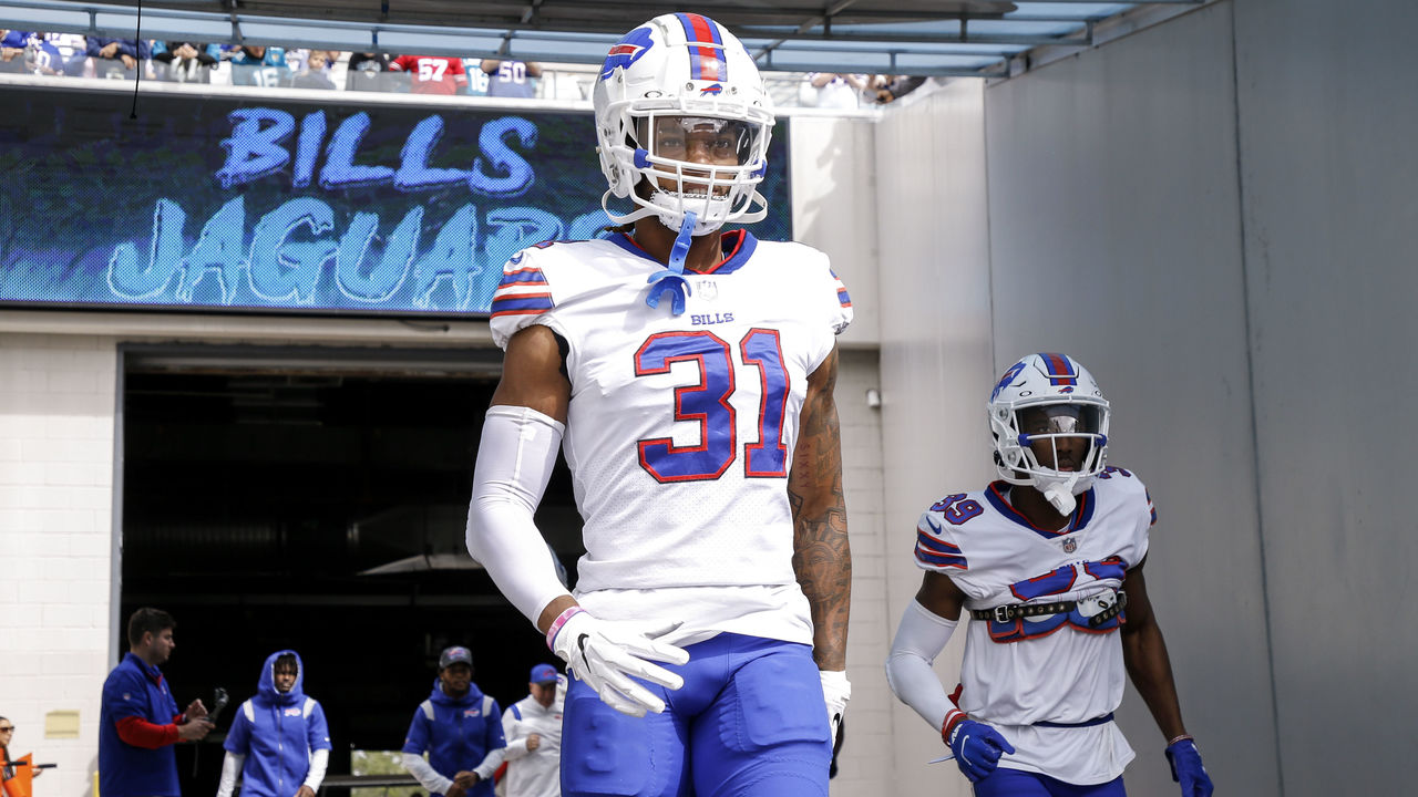 Bills' Damar Hamlin gets call of support from New York Gov. Hochul