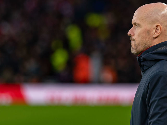 Ten Hag says United must 'change mentality' after Arsenal defeat |  