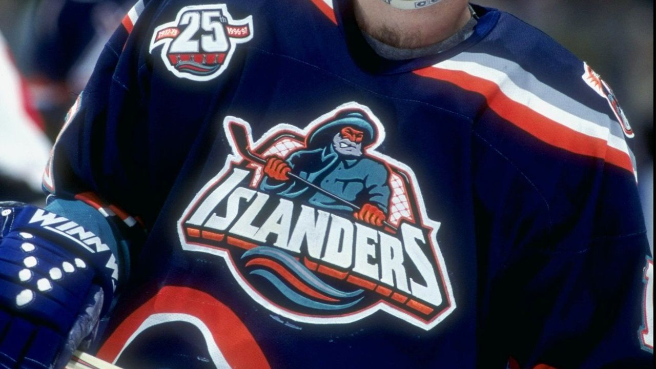 Report: The return of the Islanders fisherman logo?