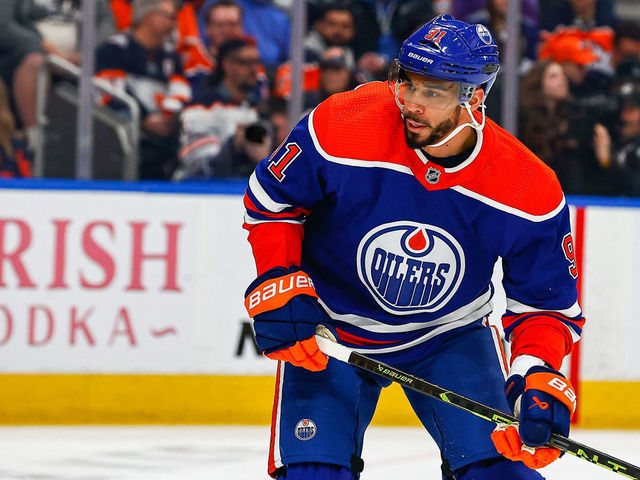 Edmonton Oilers - LAST CALL! The latest #Oilers game-worn jersey auction  ends tonight & includes the away uniform Evander Kane donned during the  first two rounds of the 2022 Stanley Cup Playoffs!