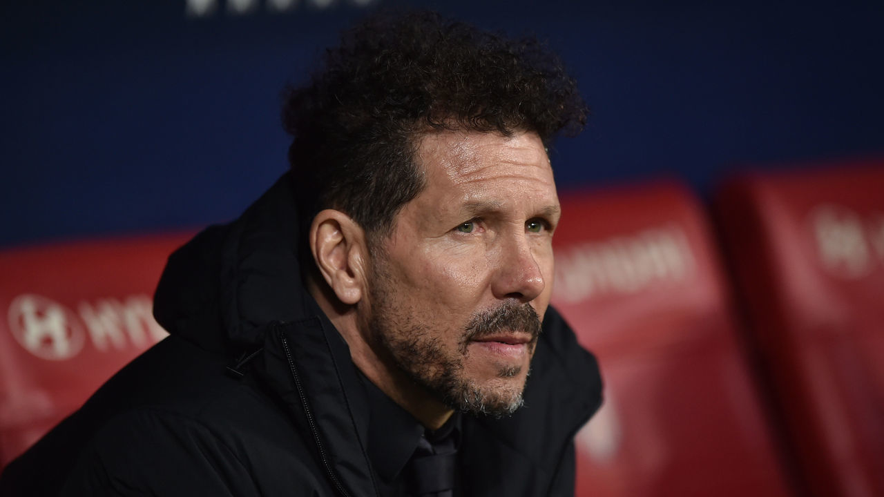 MADRID, SPAIN - JANUARY 21: Diego Simeone, Manager of Atletico Madrid looks on from the players bench prior to the LaLiga Santander match between Atletico de Madrid and Real Valladolid CF at Civitas Metropolitano Stadium on January 21, 2023 in Madrid, Spain.