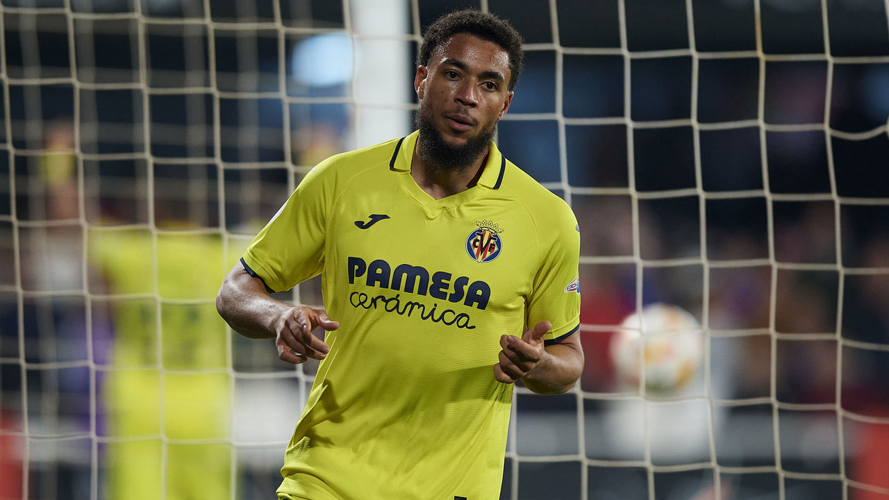 Tottenham nẫng tay trên được ngôi sao đã kiểm tra y tế với Everton 5 Spurs sign Danjuma on loan despite winger's reported agreement with Everton  | theScore.com