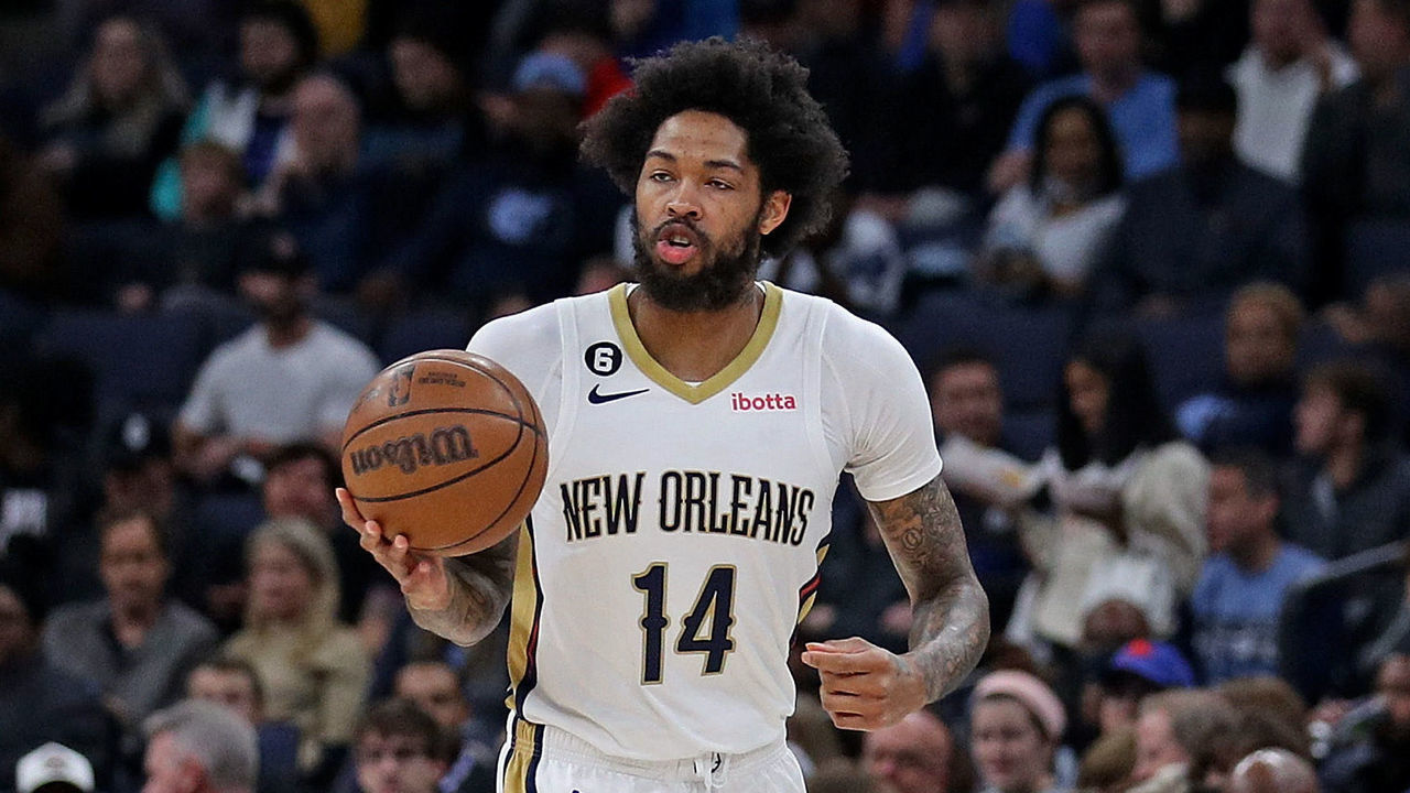 MEMPHIS, TENNESSEE - NOVEMBER 25: Brandon Ingram #14 of the New Orleans Pelicans brings the ball up court during the game against the Memphis Grizzlies at FedExForum on November 25, 2022 in Memphis, Tennessee.