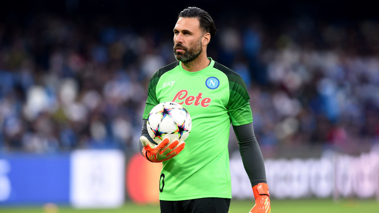 Salvatore Sirigu of SSC Napoli during the UEFA Champions League match between SSC Napoli and AFC Ajax at Stadio Diego Armando Maradona Naples Italy on 12 October 2022.