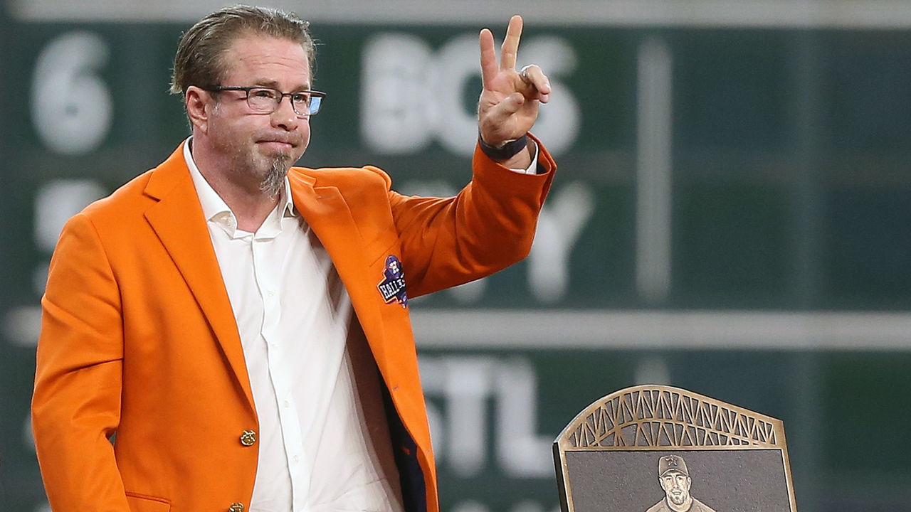 HOUSTON, TEXAS - AUGUST 03: The Houston Astros inducted former infielder and Major League Baseball Hall of Famer Jeff Bagwell into the inaugural class of the 2019 Houston Astros Baseball Hall of Fame at Minute Maid Park on August 03, 2019 in Houston, Texas.