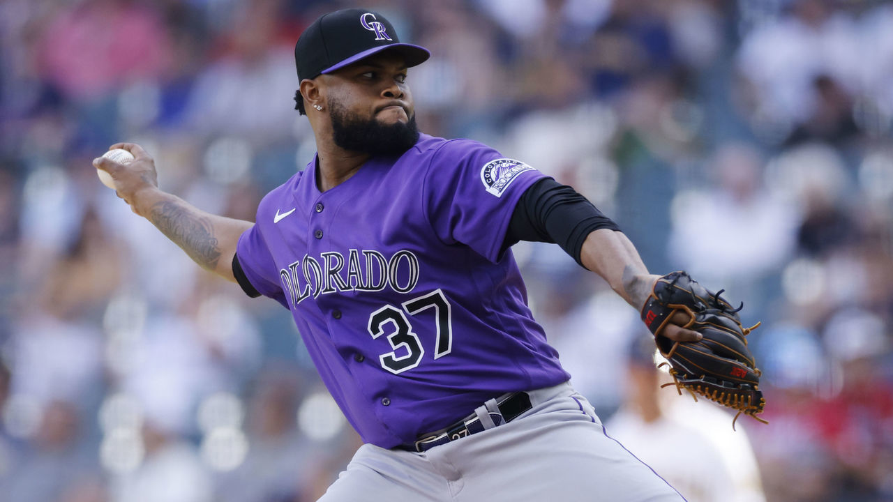 MILWAUKEE, WI - JULY 24: Colorado Rockies relief pitcher Alex Colome (37) delivers a pitch during an MLB game against the Milwaukee Brewers on July 24, 2022 at American Family Field in Milwaukee, Wisconsin.