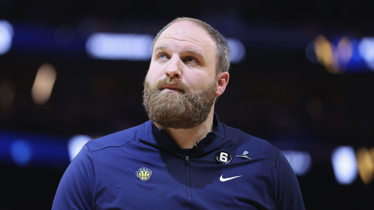 SAN FRANCISCO, CALIFORNIA - JANUARY 25: Memphis Grizzlies head coach Taylor Jenkins on during the game against the Golden State Warriors at Chase Center on January 25, 2023 in San Francisco, California. NOTE TO USER: User expressly acknowledges and agrees that, by downloading and/or using this photograph, User is consenting to the terms and conditions of the Getty Images License Agreement.
