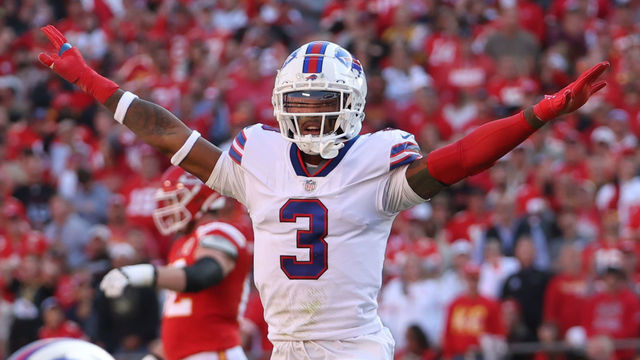 KANSAS CITY, MO - OCTOBER 16: Buffalo Bills safety Damar Hamlin (3) signals incomplete pass in the second quarter of an NFL game between the Buffalo Bills and Kansas City Chiefs on October 16, 2022 at GEHA Field at Arrowhead Stadium in Kansas City, MO. Photo by Scott Winters/Icon Sportswire via Getty Images)