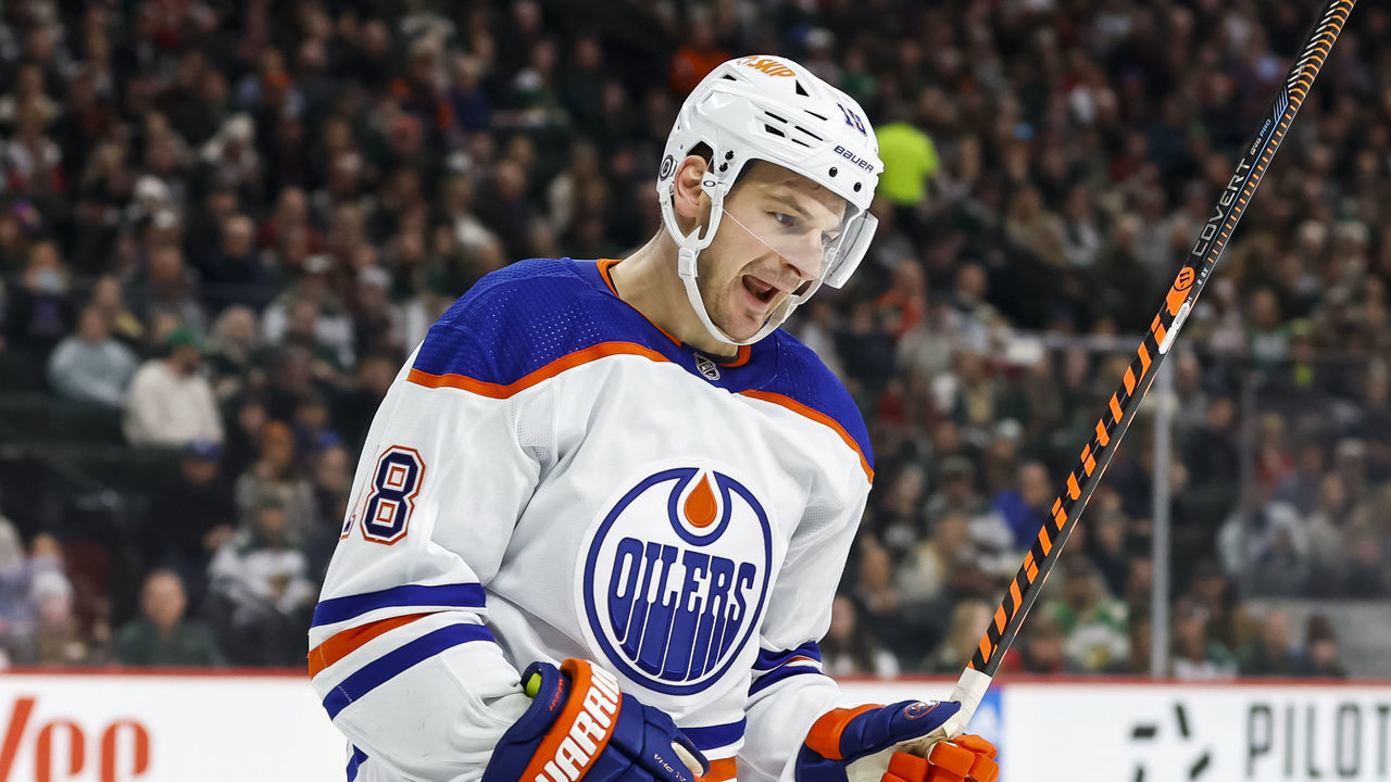 ST PAUL, MN - DECEMBER 12: Zach Hyman #18 of the Edmonton Oilers celebrates his power play goal against the Minnesota Wild in the first period of the game at Xcel Energy Center on December 12, 2022 in St Paul, Minnesota.