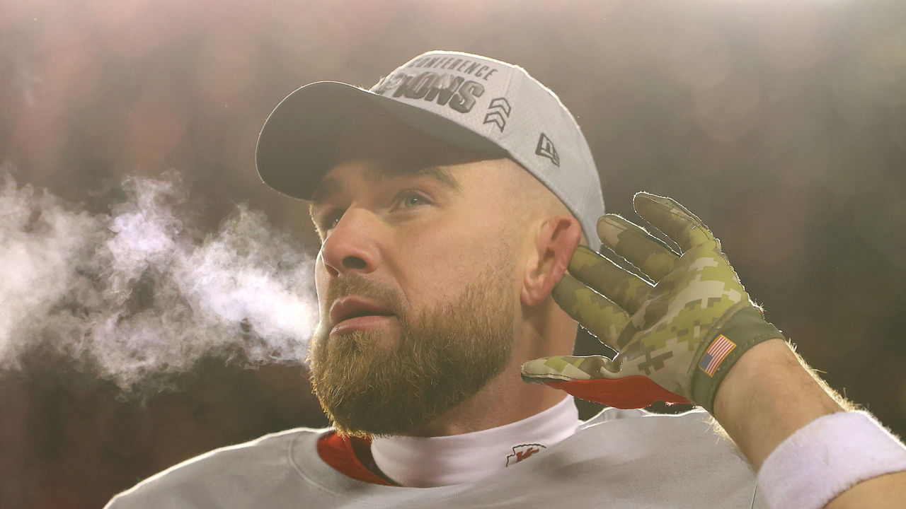 KANSAS CITY, MISSOURI - JANUARY 29: Travis Kelce #87 of the Kansas City Chiefs celebrates after defeating the Cincinnati Bengals 23-20 in the AFC Championship Game at GEHA Field at Arrowhead Stadium on January 29, 2023 in Kansas City, Missouri.