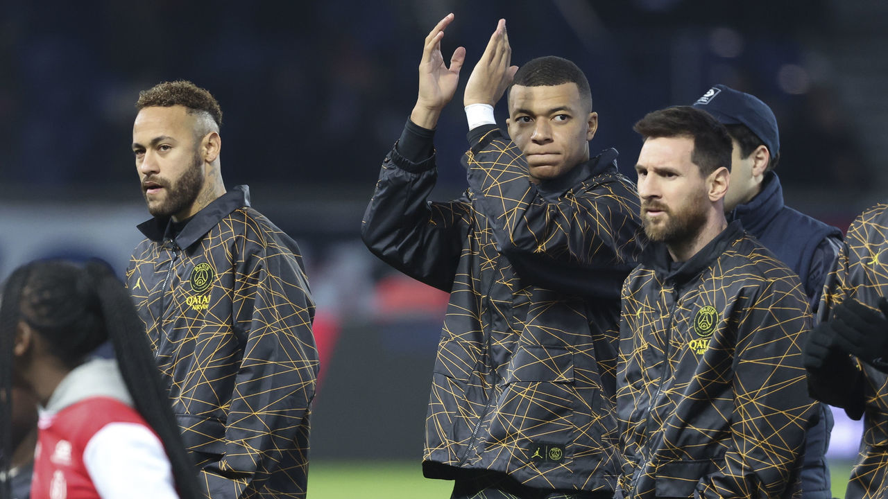 PARIS, FRANCE - JANUARY 29: Neymar Jr, Kylian Mbappe, Lionel Messi of PSG during the Ligue 1 match between Paris Saint-Germain (PSG) and Stade de Reims at Parc des Princes stadium on January 29, 2023 in Paris, France.