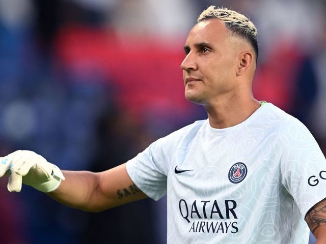 PARIS - Paris Saint-Germain goalkeeper Keylor Navas during the French Ligue 1 match between Paris Saint-Germain and AS Monaco at the Parc des Princes in Paris, France on August 28, 2022. ANP | Dutch Height | GERRIT FROM COLOGNE