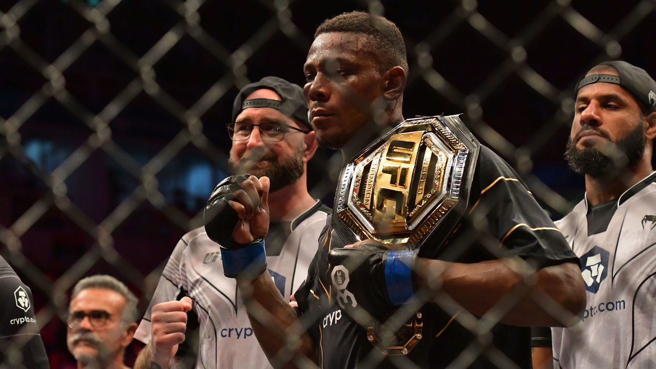 RIO DE JANEIRO, RJ - JANUARY 21: Jamahal Hill celebrates his victory over Glover Teixeira in their Light Heavyweight Championship fight during the UFC 283 event at Jeunesse Arena on January 21, 2023 in Rio de Janeiro, RJ, Brazil.