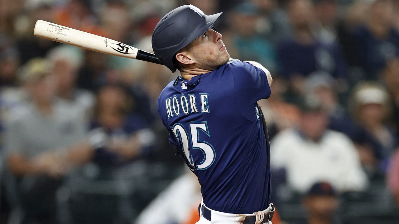 SEATTLE, WASHINGTON - OCTOBER 03: Dylan Moore #25 of the Seattle Mariners at bat during the seventh inning against the Detroit Tigers at T-Mobile Park on October 03, 2022 in Seattle, Washington.